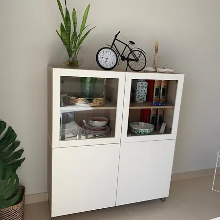 Amazing 2 Bedroom First Floor Wpcb57 アパート