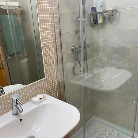 Amazing 2 Bedroom First Floor Wpcb57